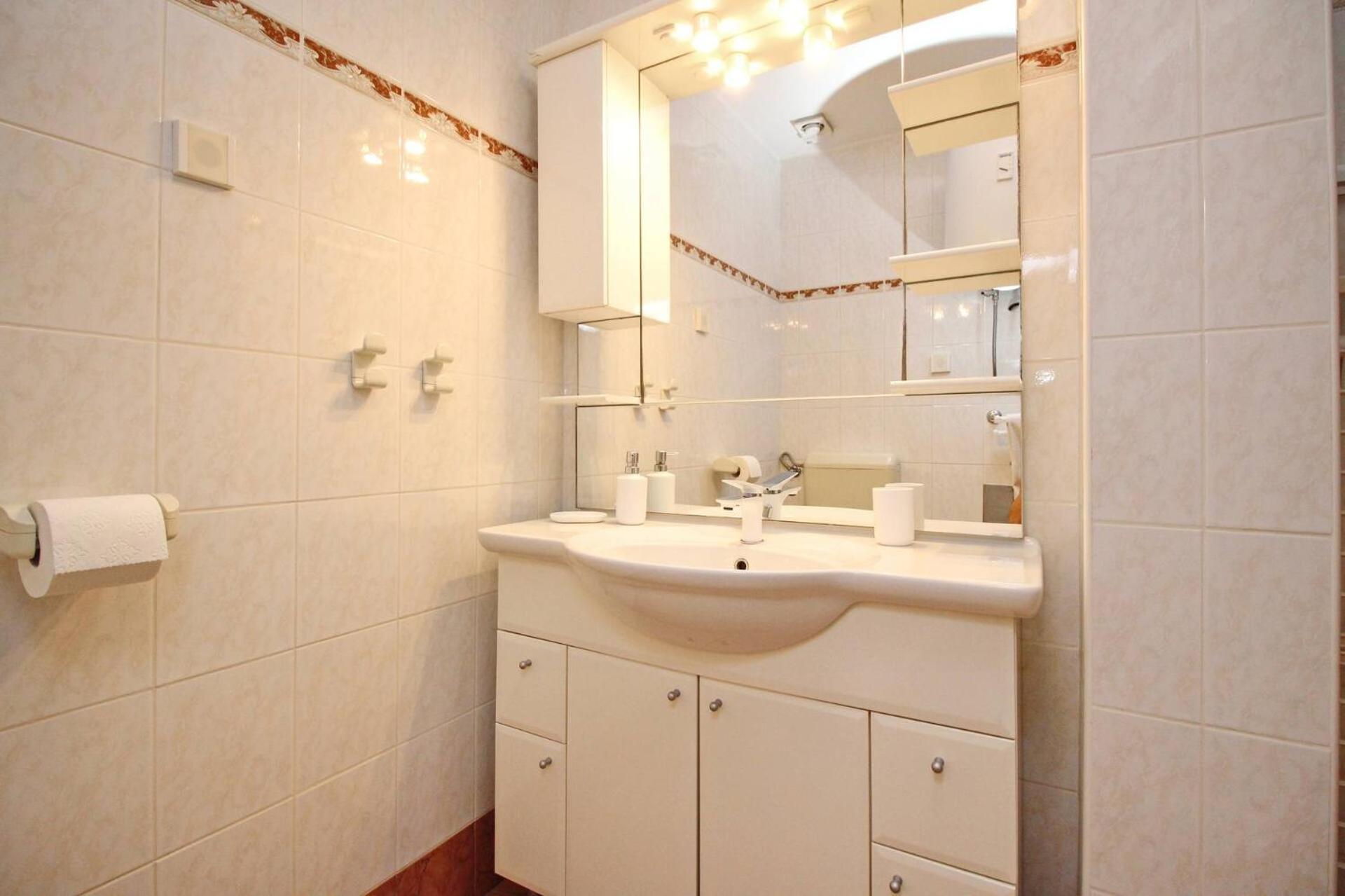 Apartments Silvija Cubranic Baška Esterno foto